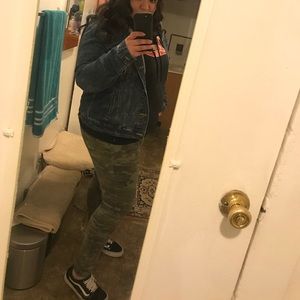 Meet your Posher, Andrea